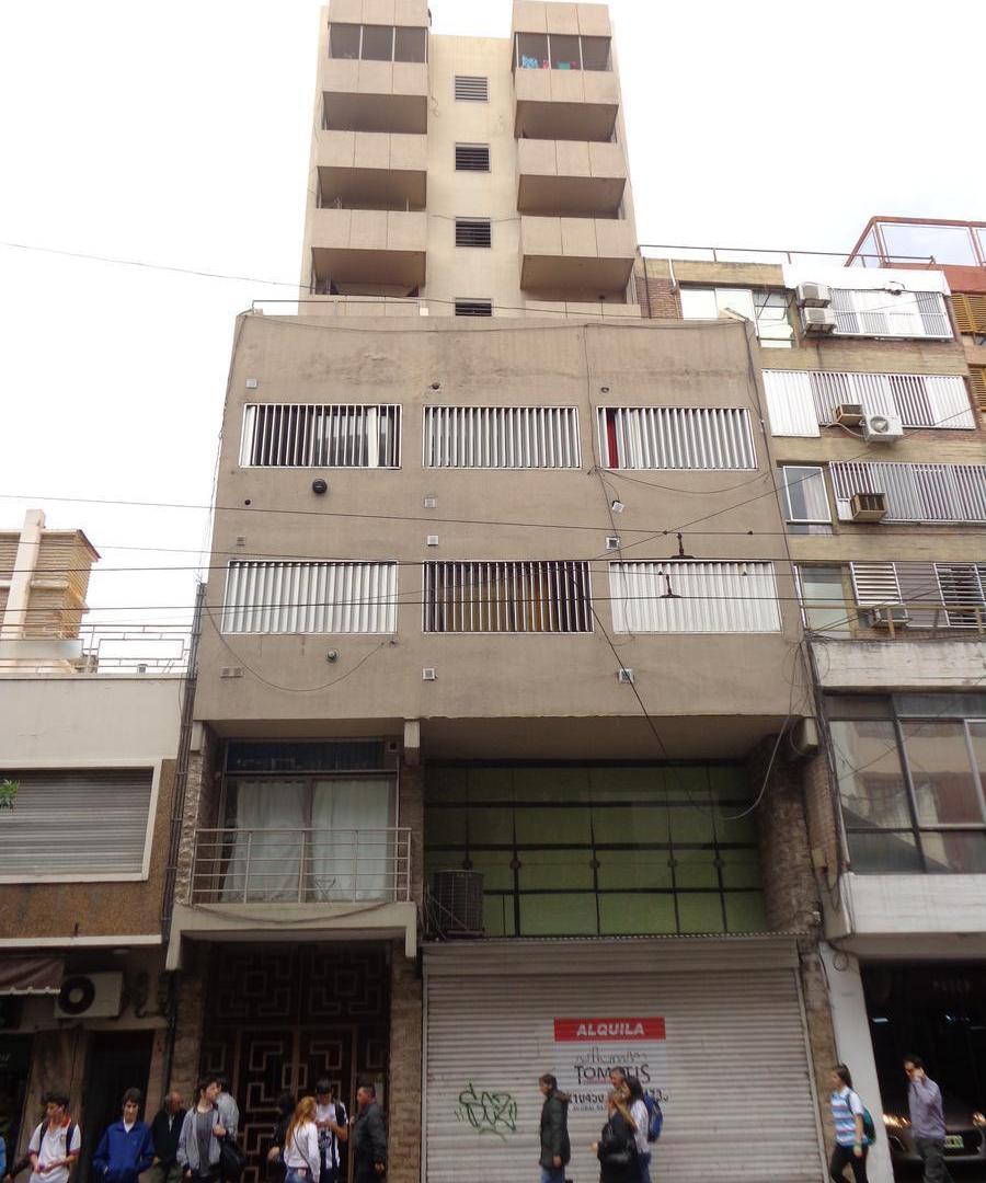 Foto de VENTA - Cochera - Belgrano 100, imagen 1
