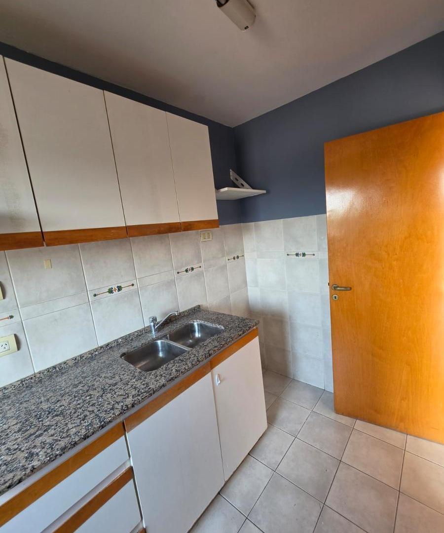 Foto de Alquiler Departamento en Complejo cerrado un dormitorio con cochera y, imagen 5