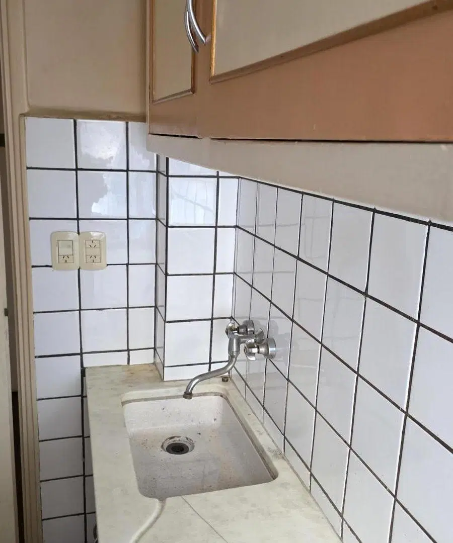 Departamento de 2 ambientes en excelente estado por escalera 2