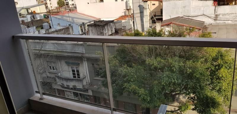 Foto de DOS AMBIENTES A ESTRENAR, FRENTE, BALCÓN, 2 BAÑOS EN EXCELENTE UBICACIÓN, imagen 5