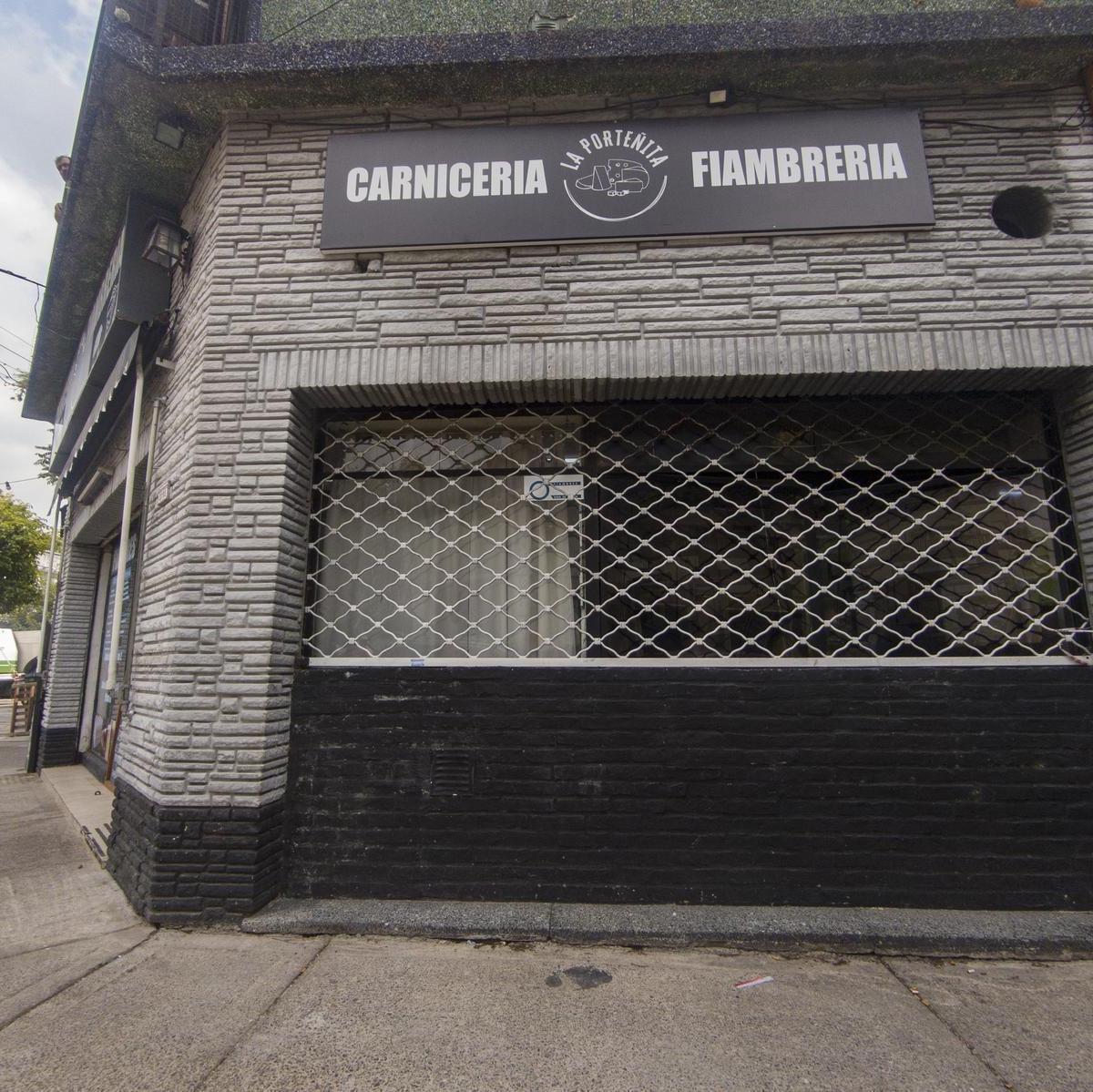 Local en Parque Chas, Esquina 75 m² (Av Constituyentes Al 3700) 2