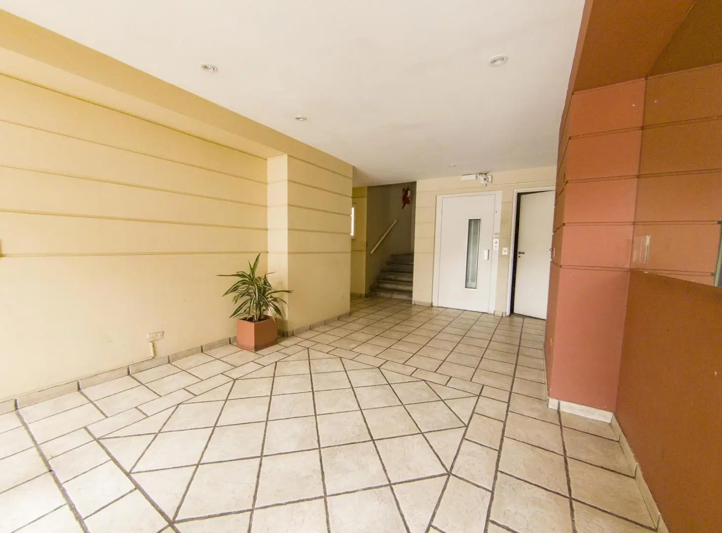 Departamento 3 amb con balcón en Versalles (Irigoyen al 2200) 2