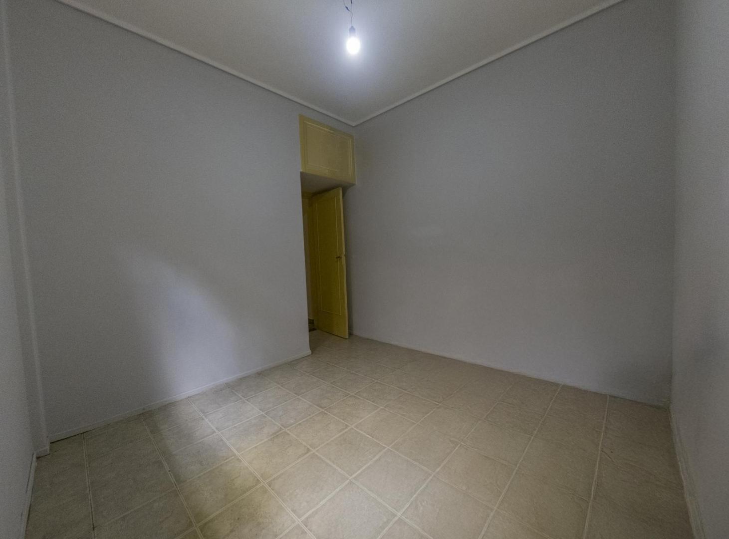 Foto de PH 3 ambientes con patio en Monte Castro (Las Colonias 2100), imagen 1