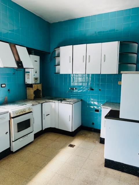 Retasado Oportunidad! Edificio de 2 Pisos C/acensor S/expensas 318 m Totales 1