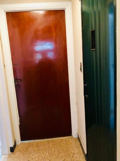 Retasado Oportunidad! Edificio de 2 Pisos C/acensor S/expensas 318 m Totales 3