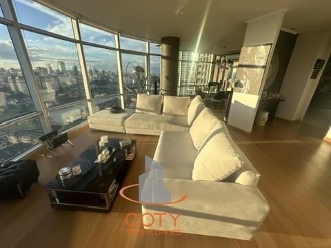Puerto Madero, Mulieris. Venta tres ambientes con vista ciudad