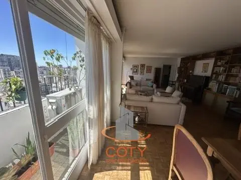 Palermo. Departamento en venta cinco ambientes más dependencia 3