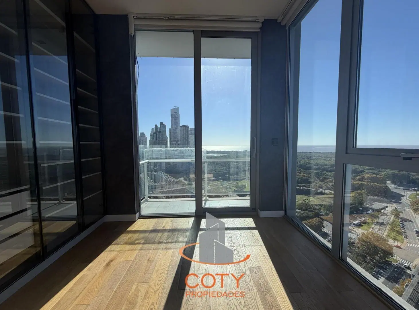 Puerto Madero, SLS Lux Tower - Alquiler. Departamento cuatro ambientes amoblado 5