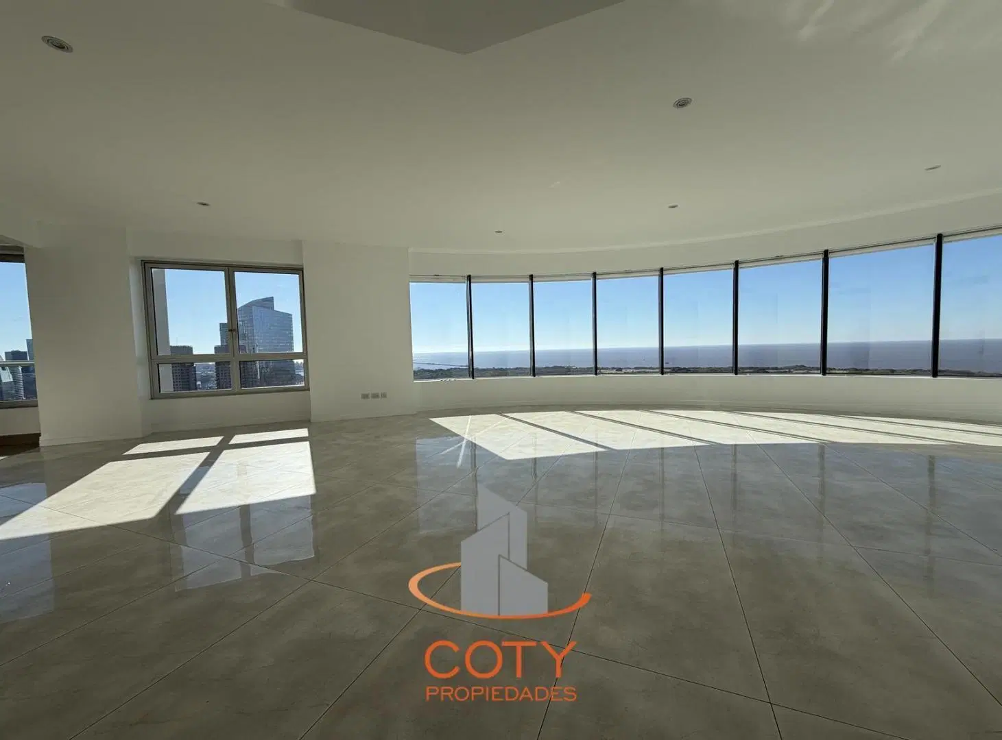 Puerto Madero, Renoir cuatro ambientes venta y alquiler 3