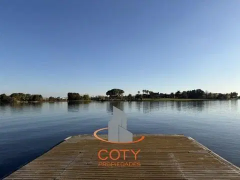 Nordelta Barrio El Golf - Venta casa espectacular al lago central 1