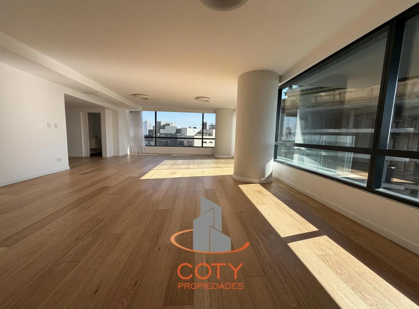 Nuñez, Quantum Bellini - Torre Libertador. Alquiler departamento cuatro ambientes más dependencia 1