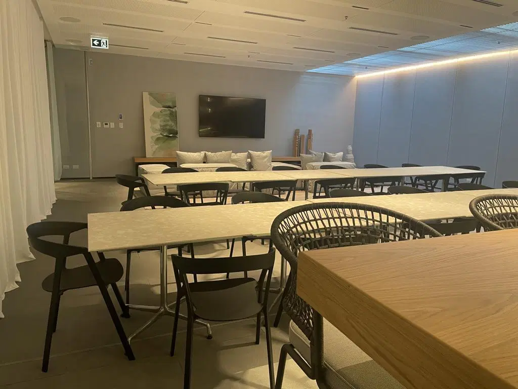 Oceana Puerto Madero - Venta y Alquiler dos ambientes vista a la plaza 5