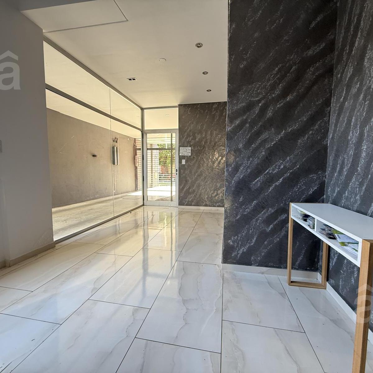 Departamento en Venta en Chilavert - 2 ambientes con Cochera