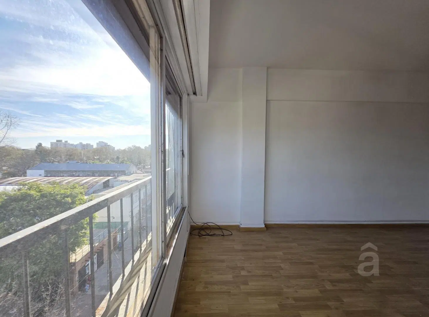 Departamento en Villa Ballester - Venta - Tres Ambientes - Zona Residencial. 2