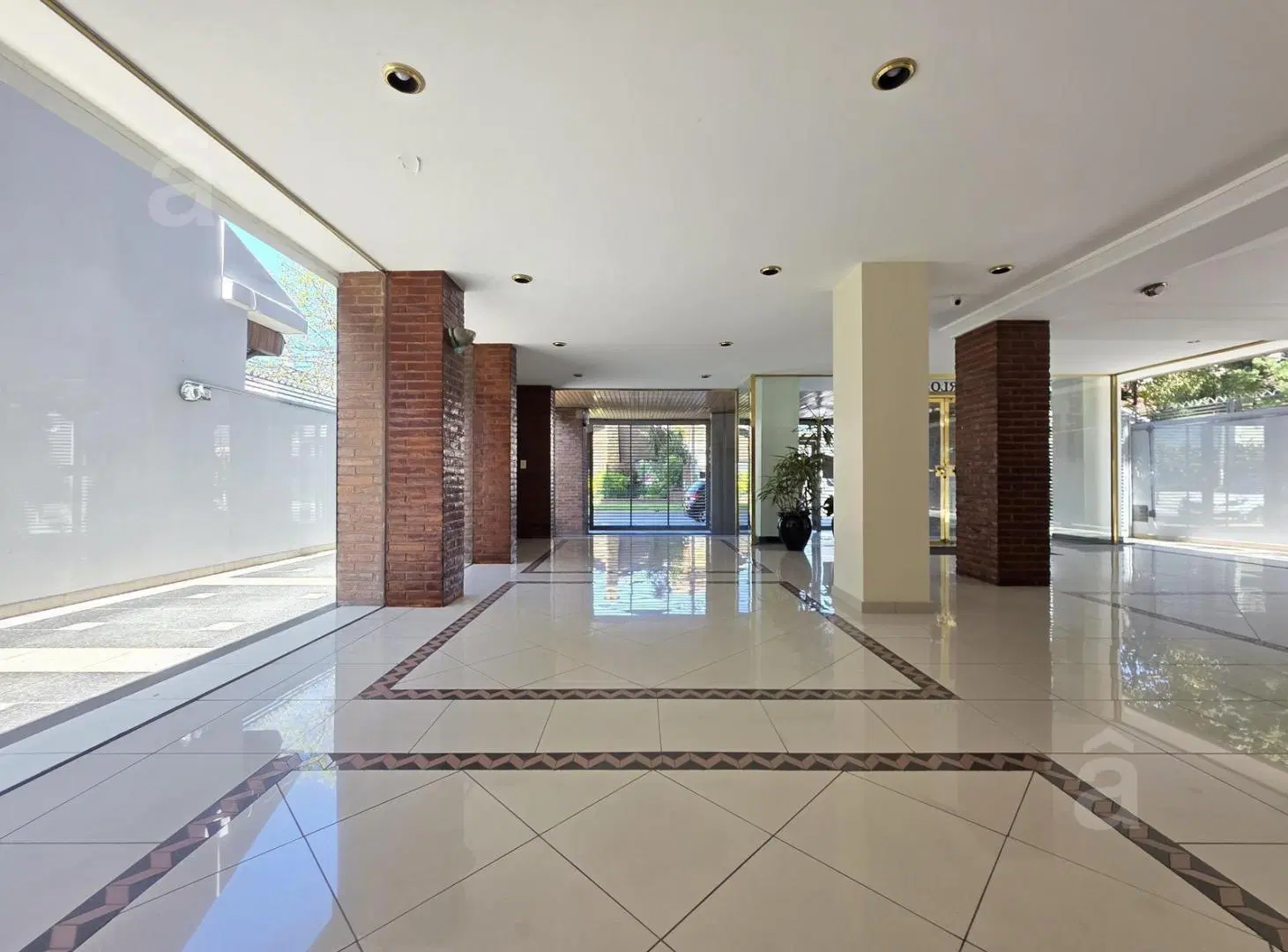 Departamento en Villa Ballester - Venta - Cuatro Ambientes - Cochera y Baulera - SUM. 3