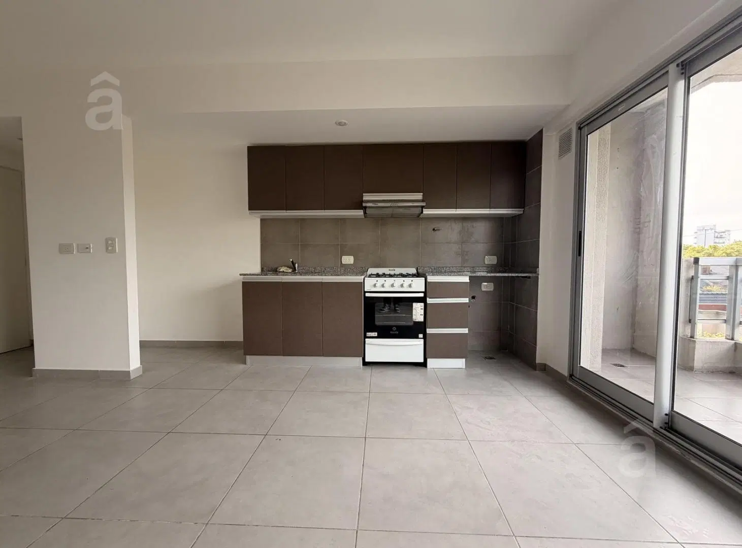 Departamento en Venta en Villa Ballester -Semipiso 2 ambientes con Cochera 1