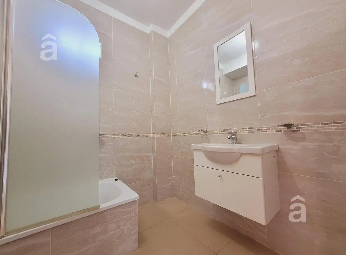 Departamento en Venta -  Villa Ballester - Dos ambientes Amplio- Zona centro. 4