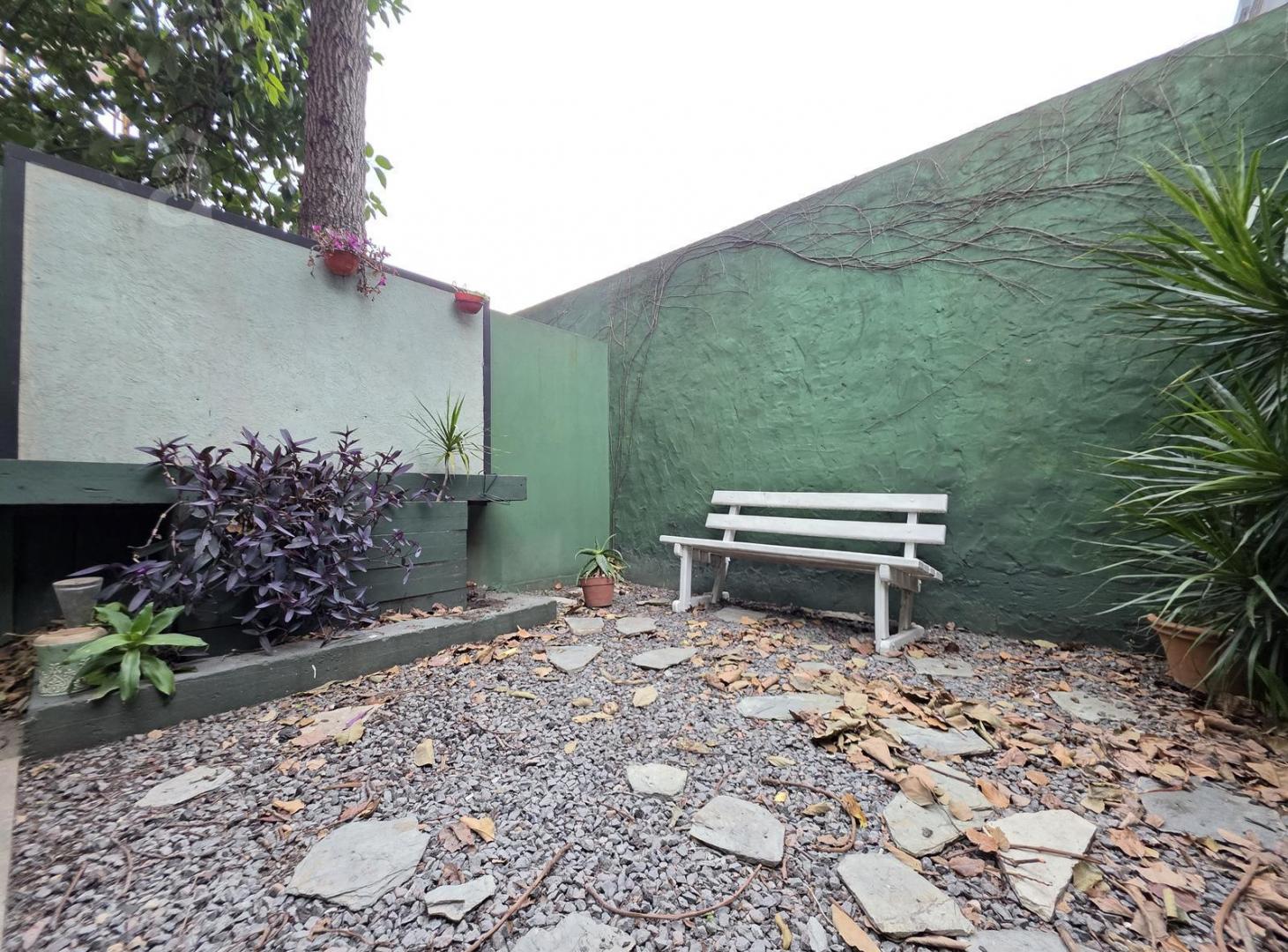 Villa Ballester Dúplex - Venta - Tres Ambientes - Cochera - Patio.