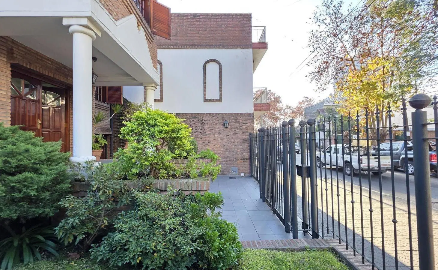 Casa en Villa Ballester - Venta - Cinco ambientes - Excelente Calidad de Construcción. 5