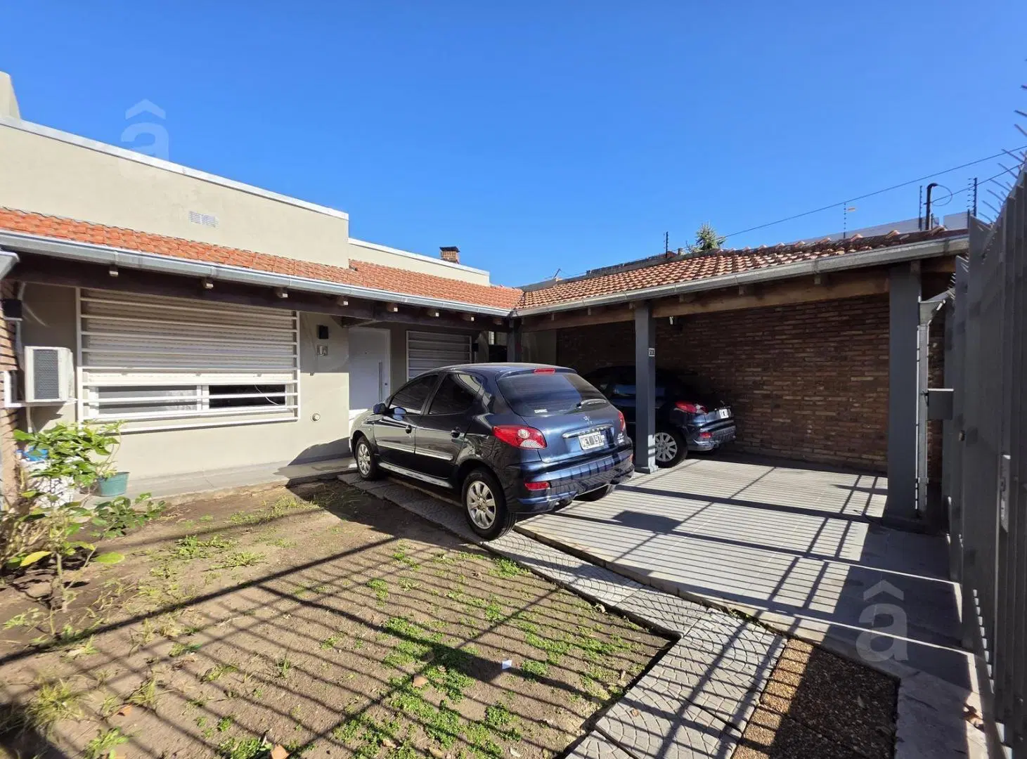 Casa en Venta Villa Ballester 3 ambientes Lote 8,66x27,79 - metros plaza Ader - Reciclada a nuevo. 3
