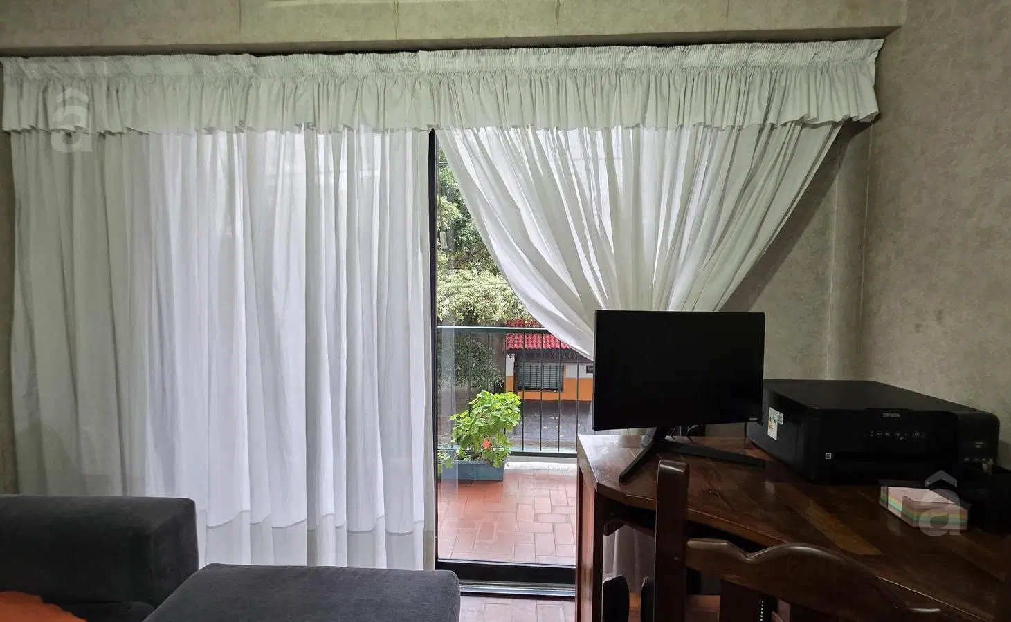 Departamento en Villa Ballester - Venta - Cuatro Ambientes c/ Cochera - Balcón y amplio Patio 5