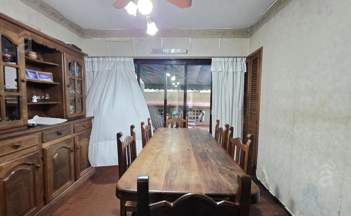 Departamento en Villa Ballester - Venta - Cuatro Ambientes c/ Cochera - Balcón y amplio Patio 2