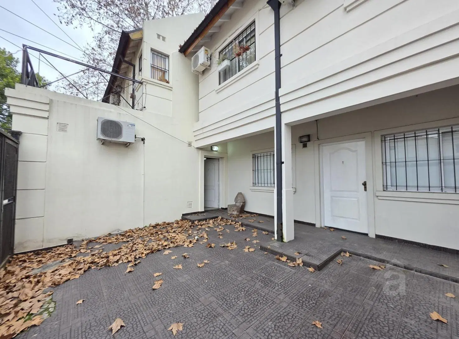Dúplex en Villa Ballester - Venta - Tres Ambientes c/ Cochera. 5