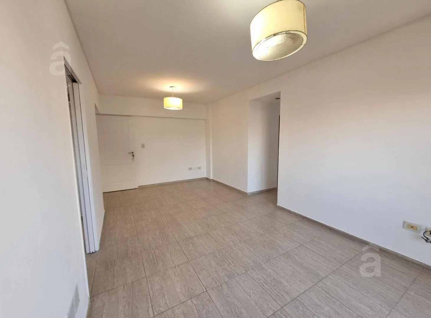 Departamento en Alquiler en Villa Ballester - Tres Ambientes - Muy Luminoso 2