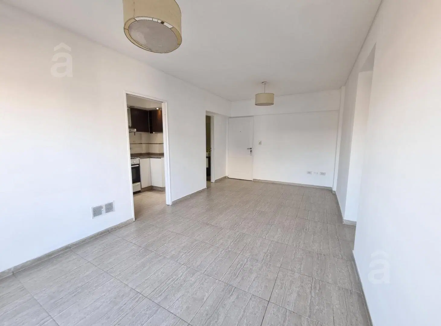 Departamento en Alquiler en Villa Ballester - Tres Ambientes - Muy Luminoso 1