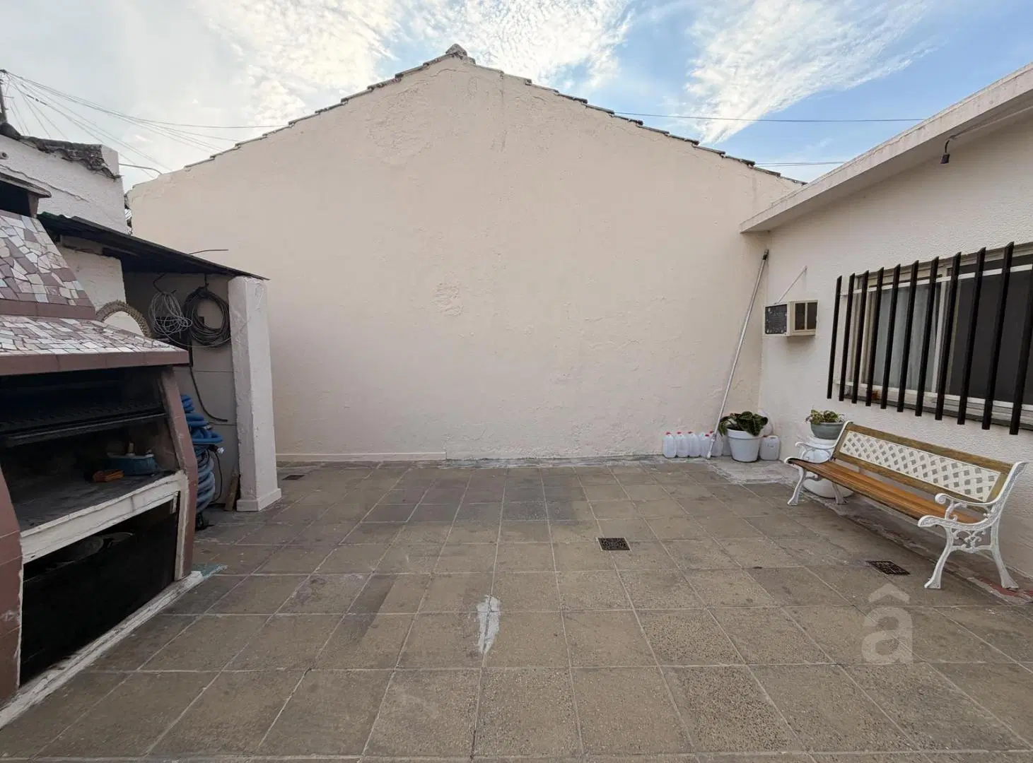 Ideal inversor - 2 locales y vivienda en Venta en Villa Ballester 4