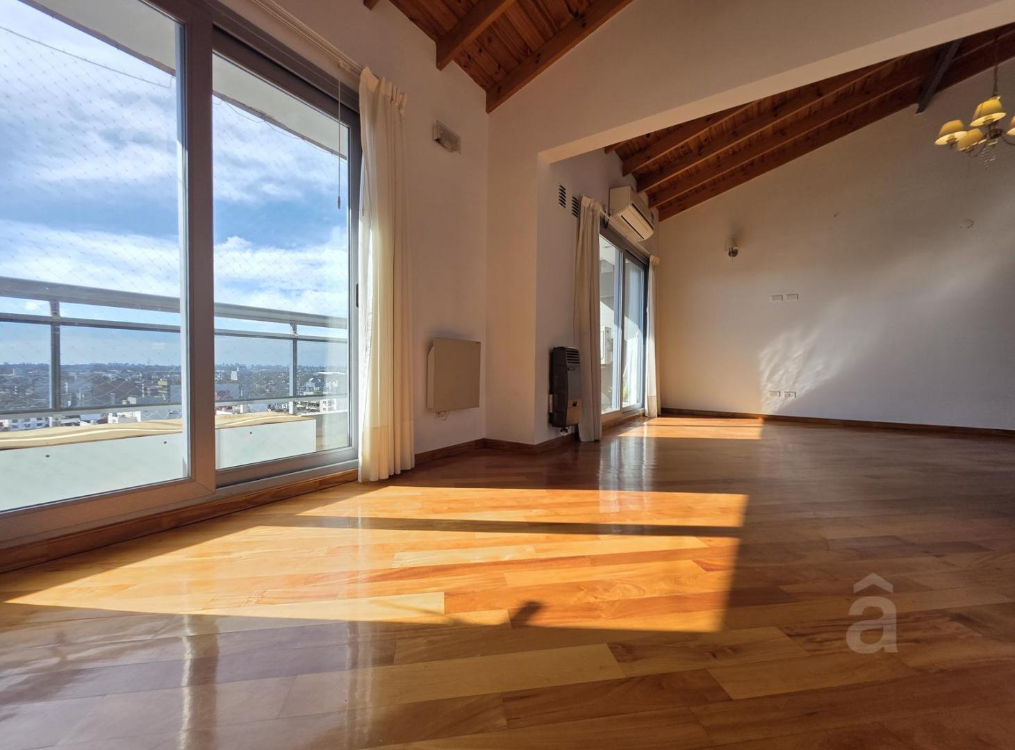 Foto de Departamento en Villa Ballester - Venta - Tres Ambientes mas escritorio, imagen 3