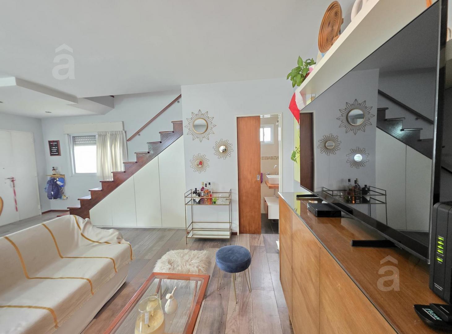Foto de Casa en Venta en Villa Ballester - Tres Ambientes - Cochera y Jardín., imagen 2