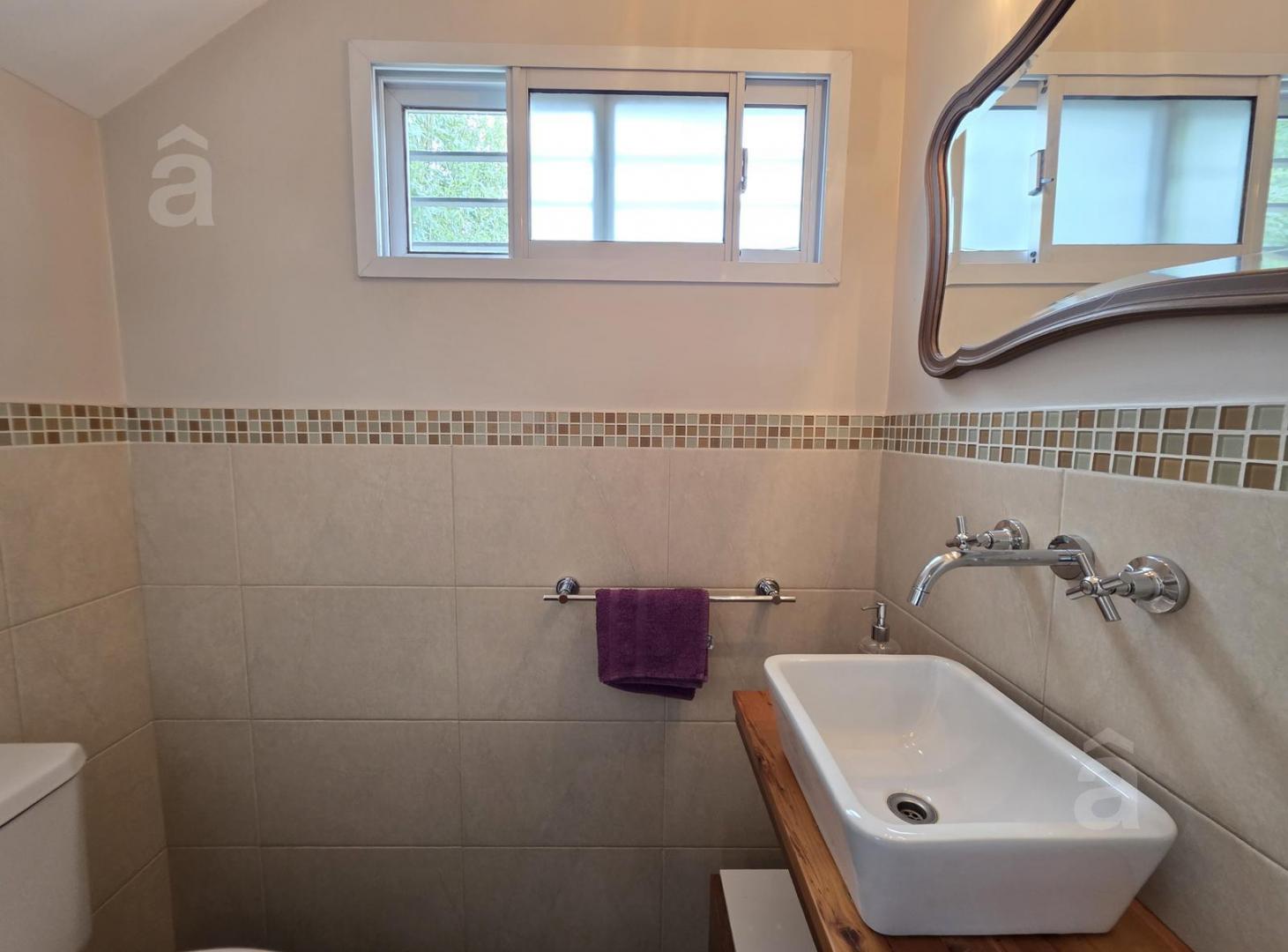 Foto de Casa en Venta en Villa Ballester - Tres Ambientes - Cochera y Jardín., imagen 1