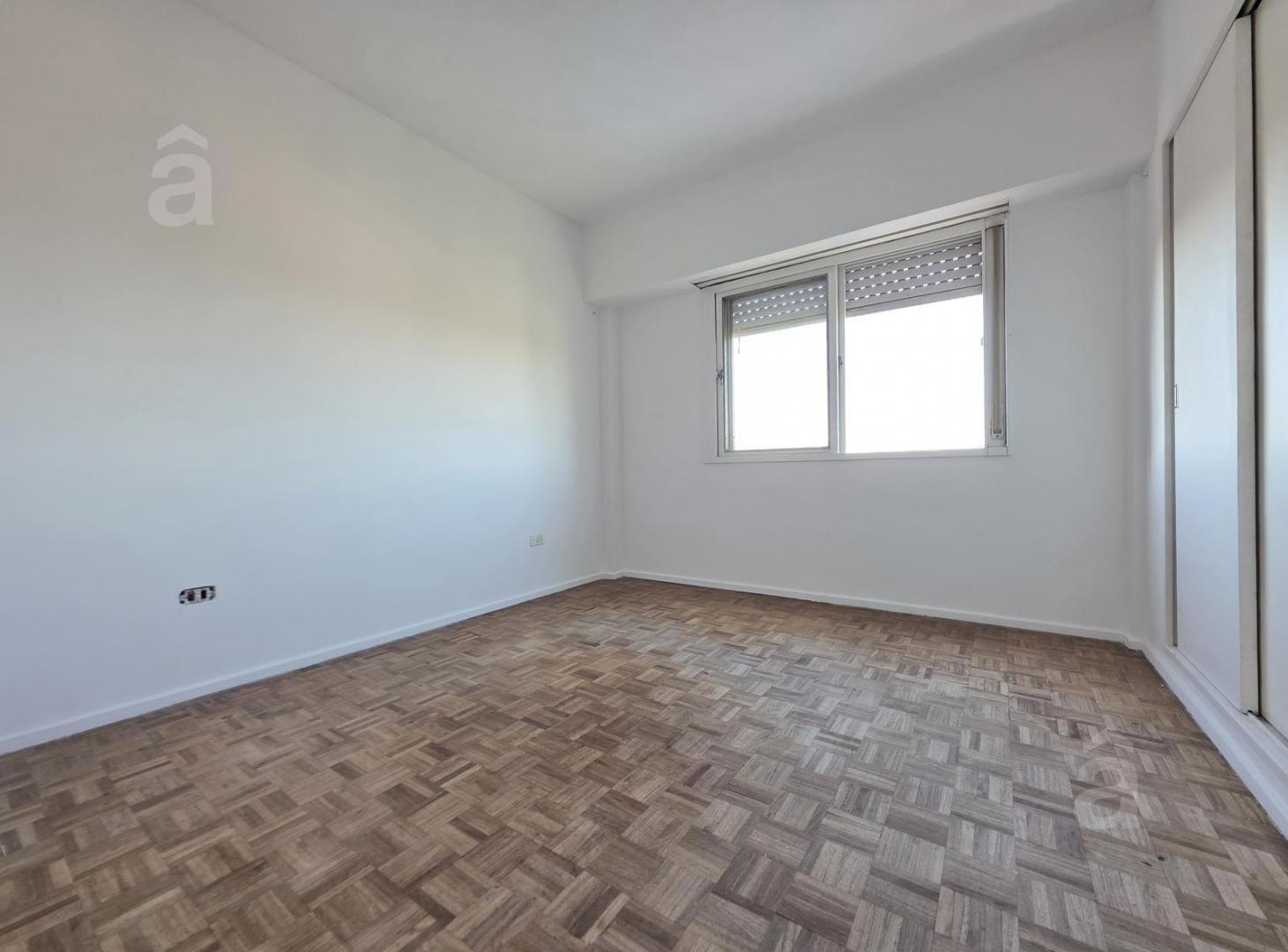 Foto de Departamento en Villa Ballester - Venta - Dos Ambientes - Zona, imagen 1
