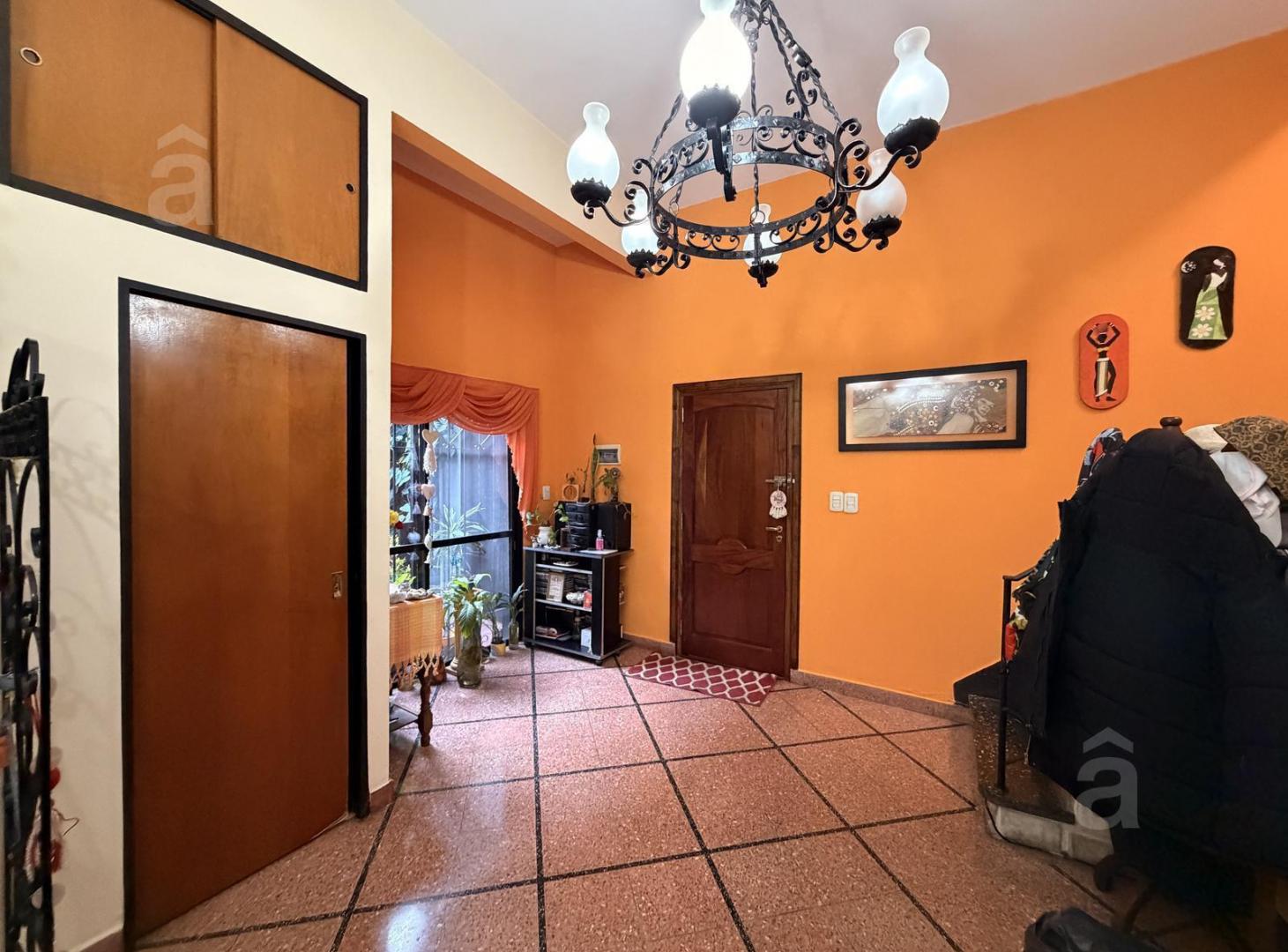 Foto de PH en Villa Ballester - Venta - Cuatro Ambientes - Zona Centro, imagen 2