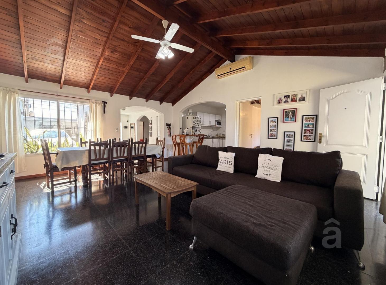 Foto de Casa tres ambientes - Venta - José Leon Suarez - Lote 8.66 mts x 32 mts., imagen 2