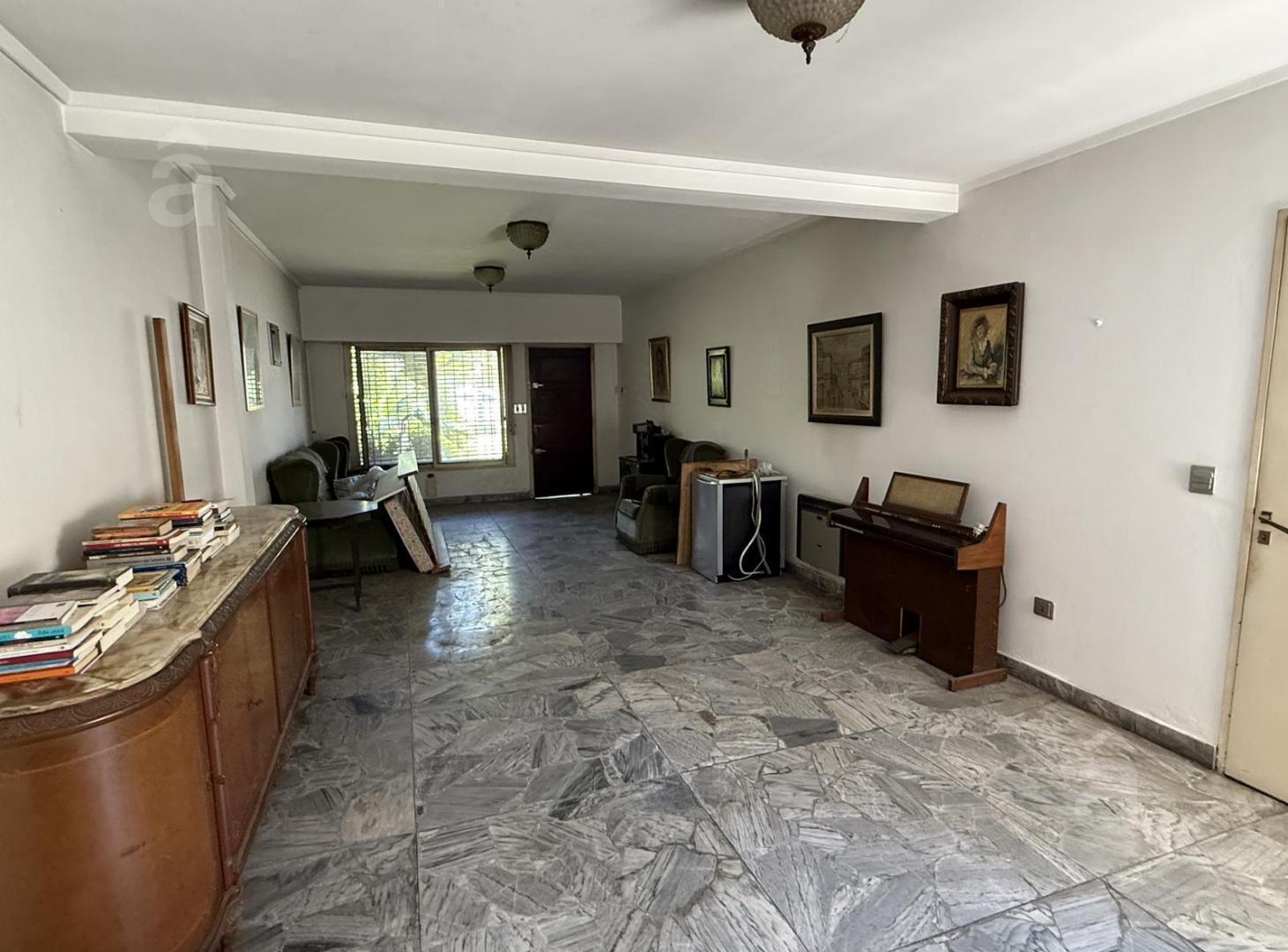 Foto de Casa en Venta en Villa Ballester - Zona Hölters - 4 Dormitorios - Lote, imagen 3