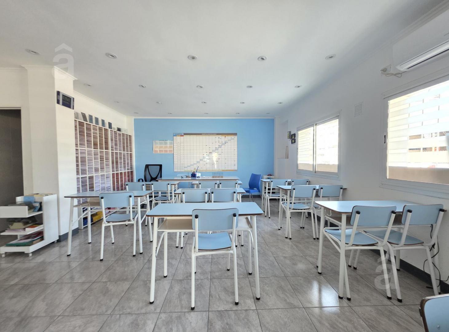 Foto de Local en Villa Ballester - Venta - 85 mts Cubiertos - Dos cuadras de, imagen 2