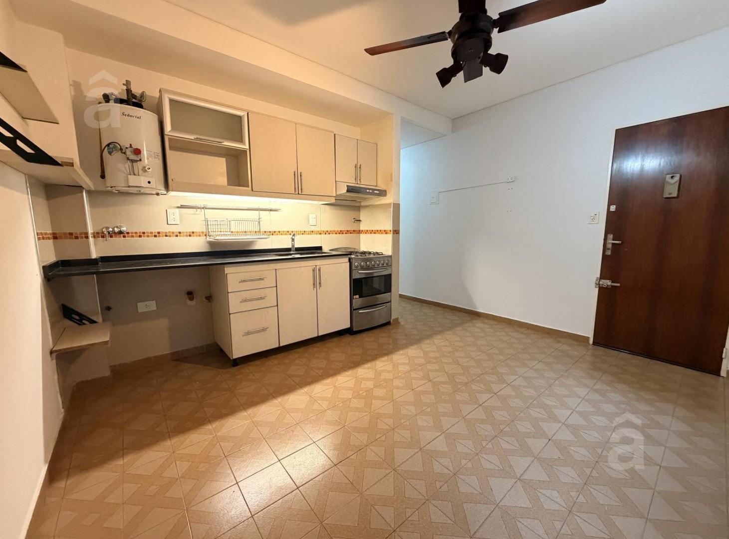 Foto de Departamento en alquiler 2 ambientes - Villa Ballester centro, imagen 2