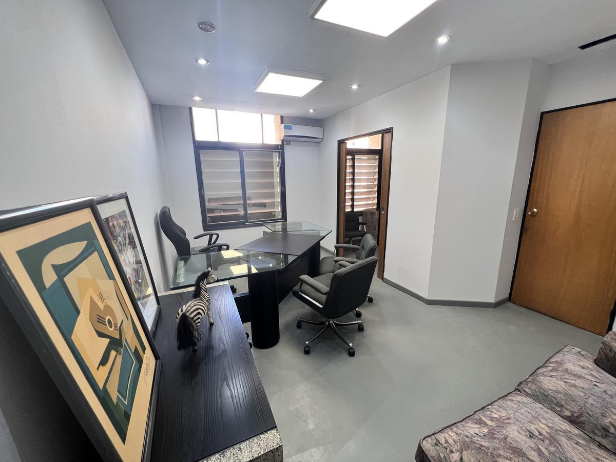 Venta Oficina en El Centro de Buenos Aires 4
