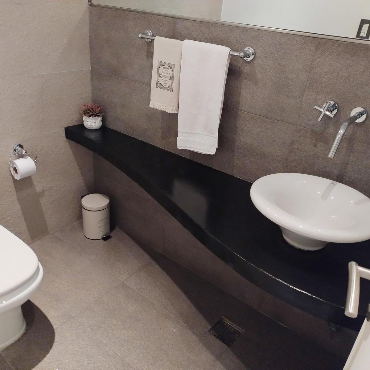 Impecable Casa en Venta en Villa del Parque de 5 Dorm. 4