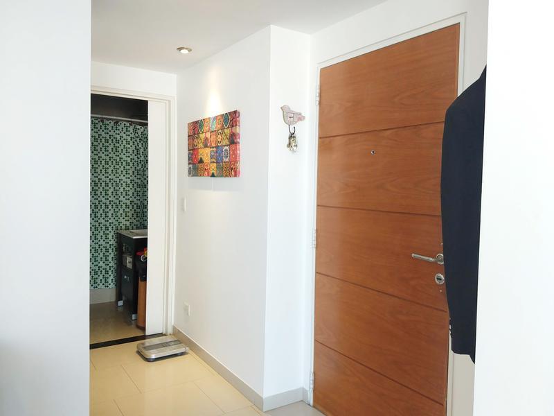 Foto de Departamento de 2 ambientes con cochera! Piso Alto, torre con amenities, imagen 2