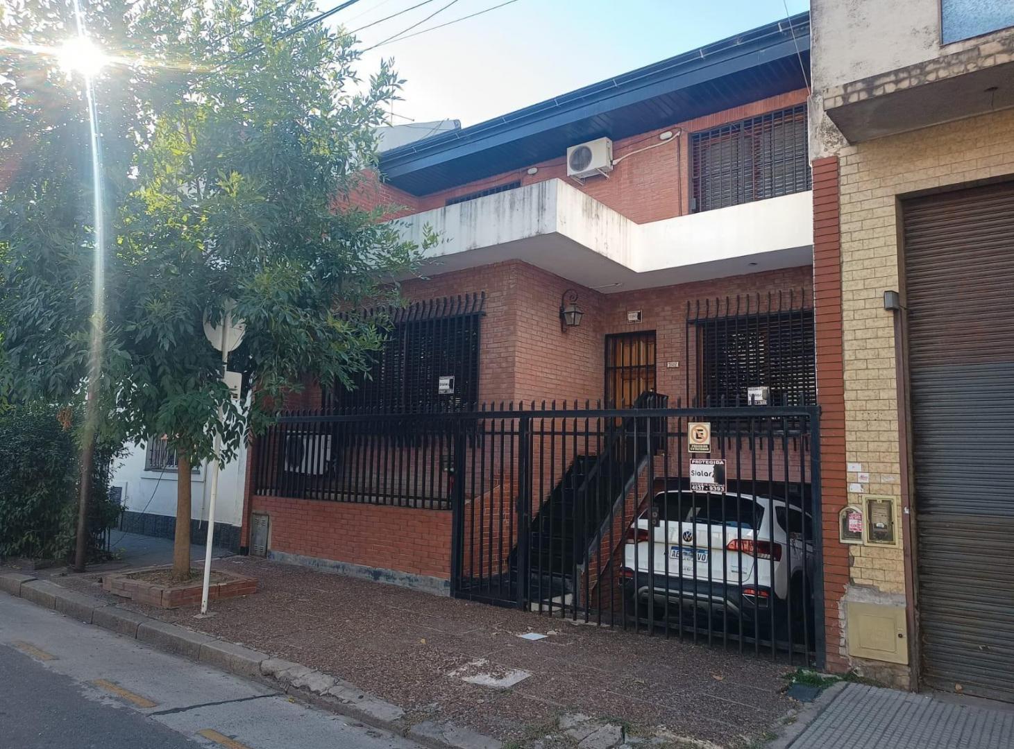 Casa 6 Amb / Terreno Moron