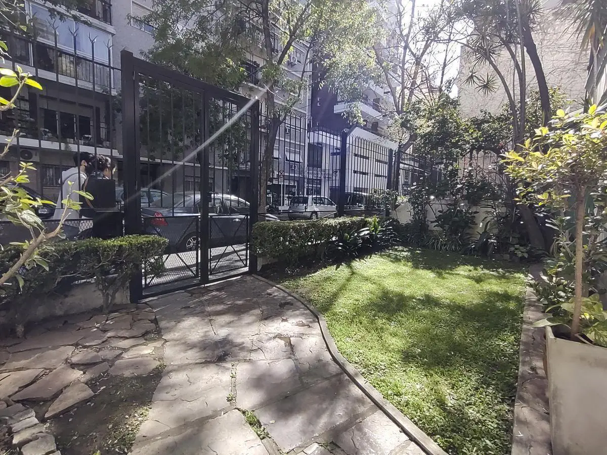 Departamento 3 ambientes con dependencia en Belgrano 2