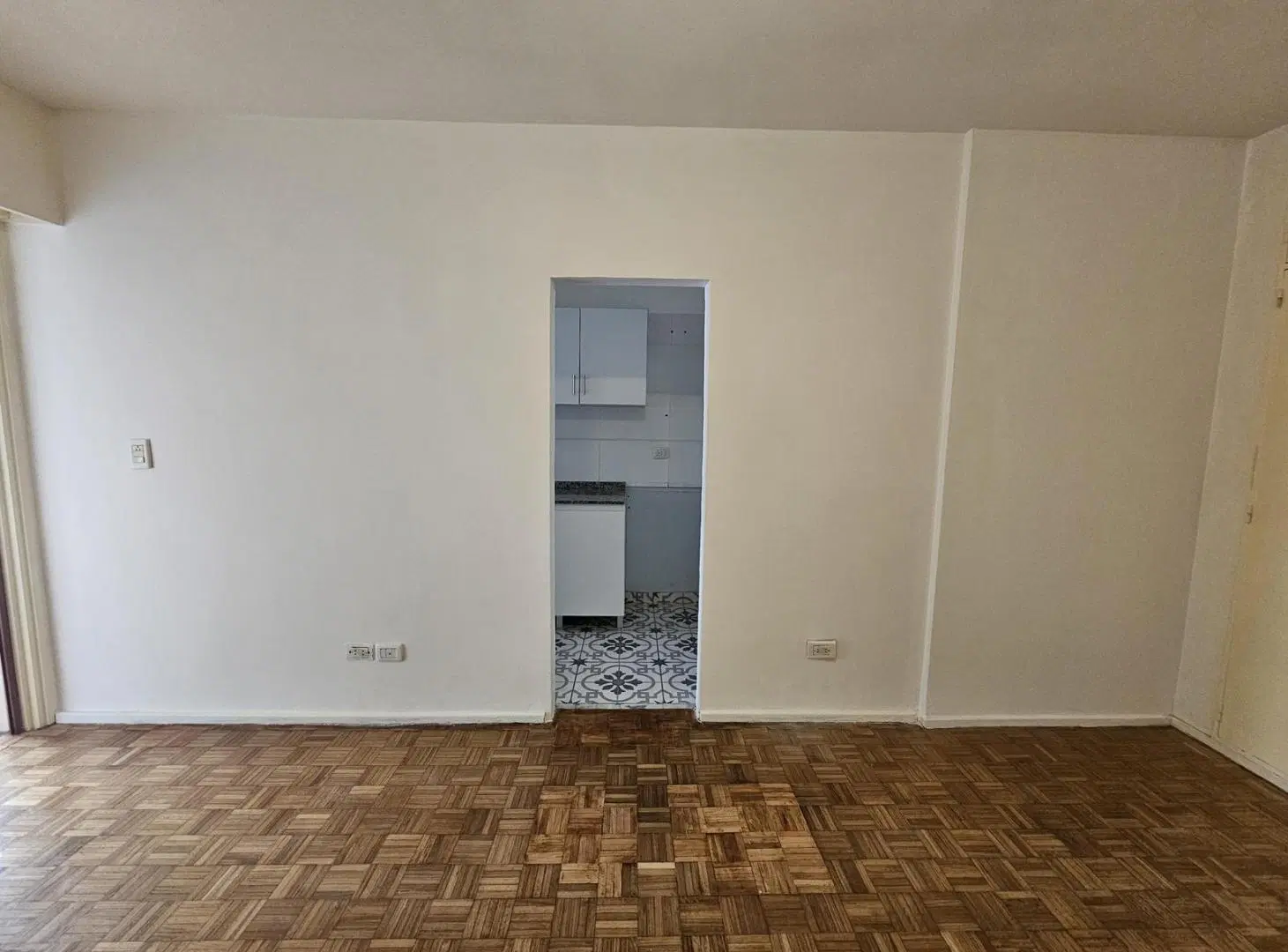 Departamento de 2 ambientes con escritorio o comedor diario en La Imprenta 2