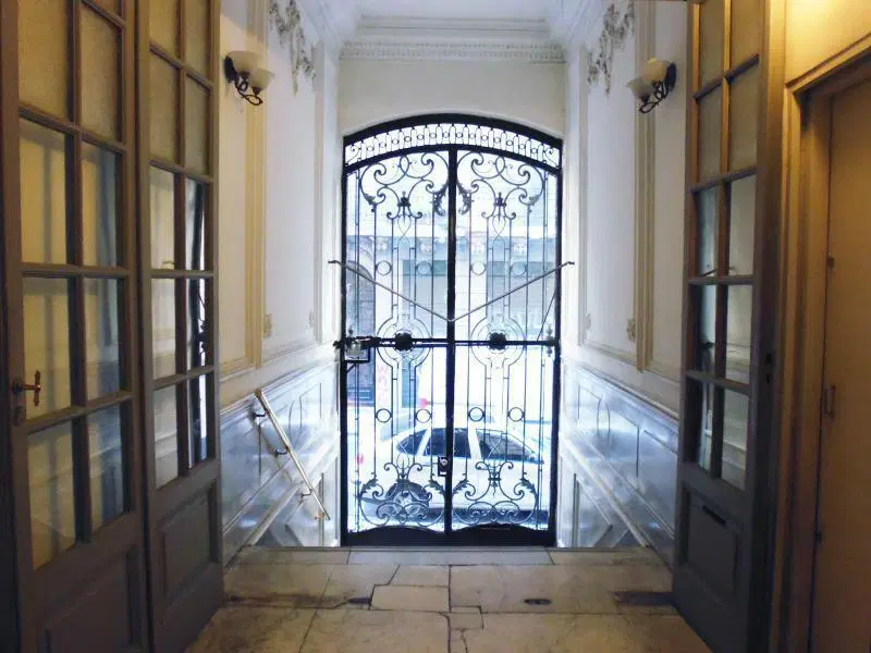 500 M2 destino vivienda o comercial en zona Centro/ Congreso 1