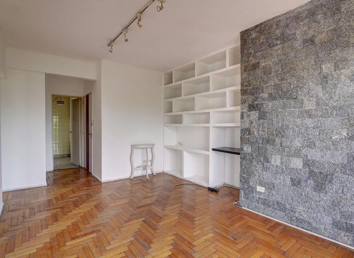 Venta depto 3 ambientes con balcón en Floresta 4