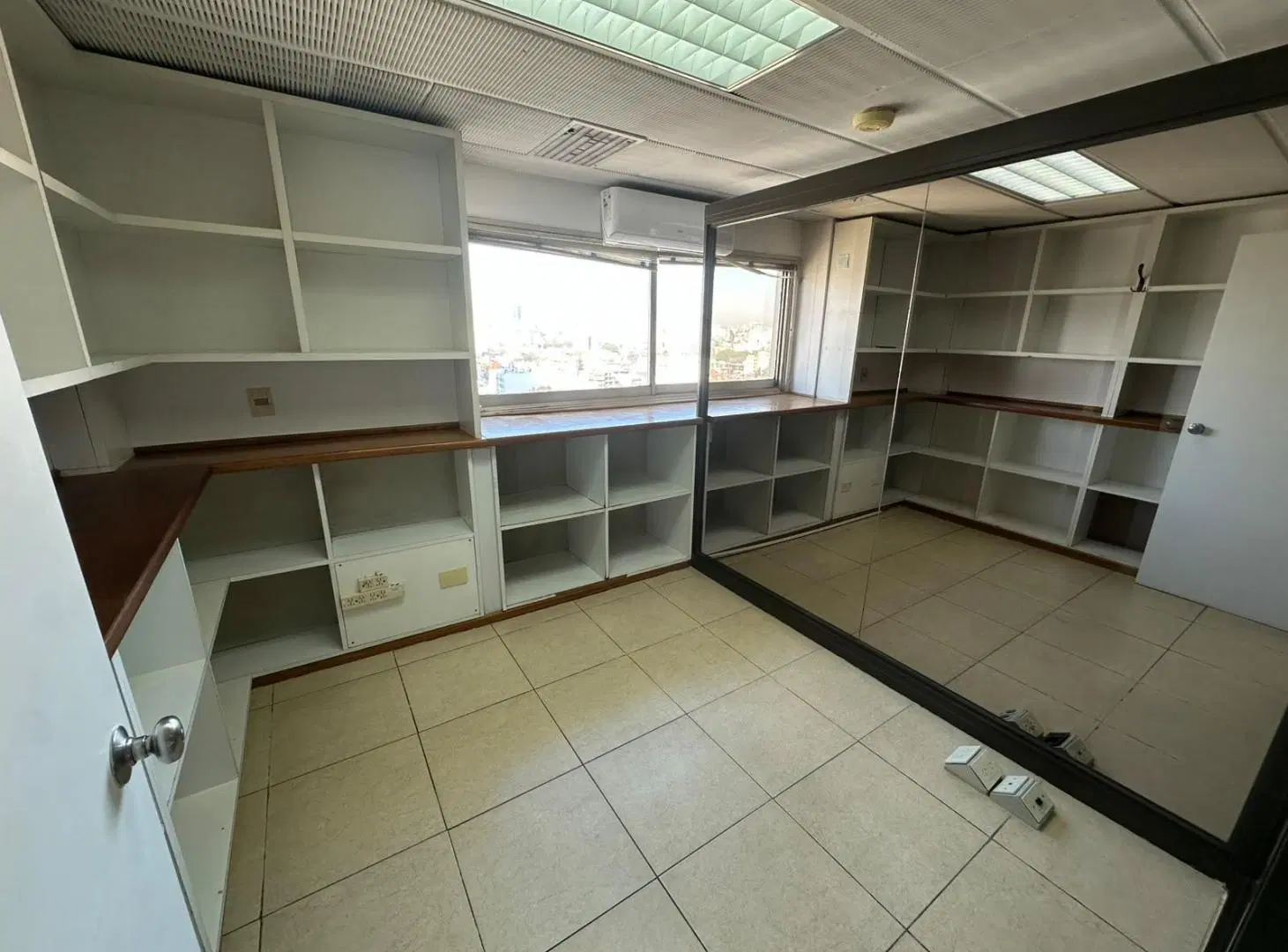 Oficina en Nuñez 5