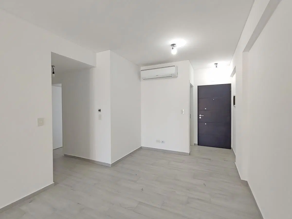 Departamento impecable de 4 ambientes en Villa del Parque 8