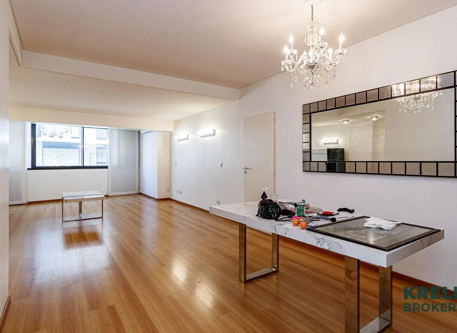 Piso en venta de 4 ambientes mas dependencia en Palermo 3